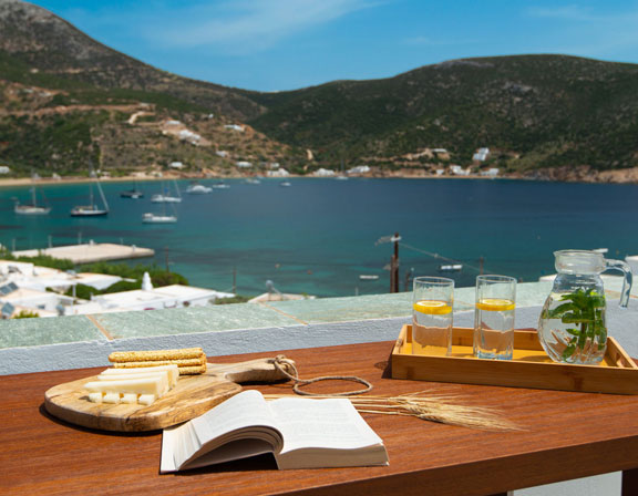 Stay in Sifnos with sea views