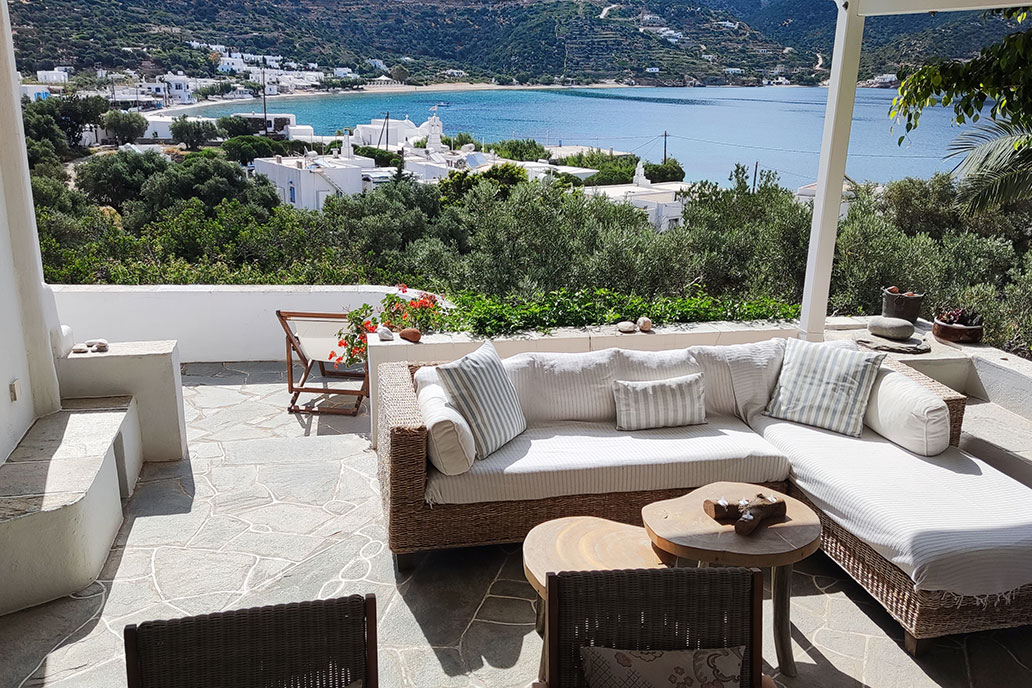 Villa Vathi in Sifnos, sea views